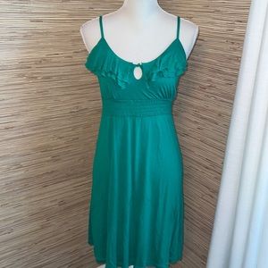 Old navy green small 100% rayon knit sundress. EUC!
